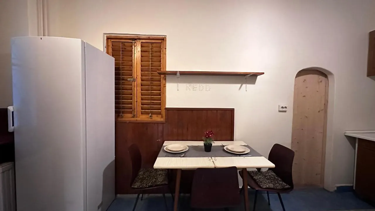 Damjanich Apartment 布达佩斯 民宿